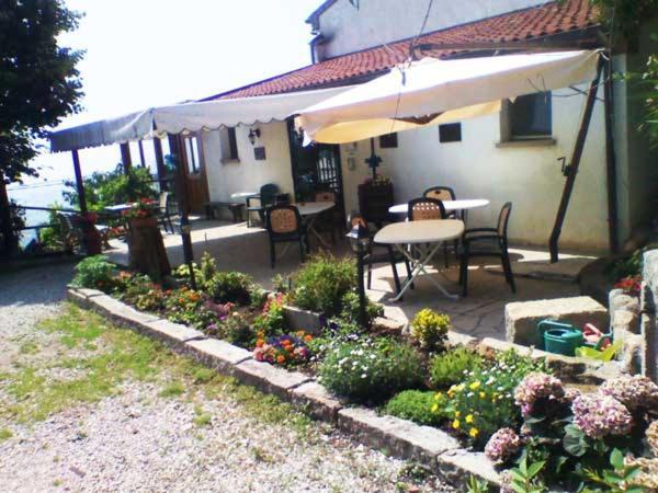 Вілла Agriturismo La Roccia Vo Екстер'єр фото